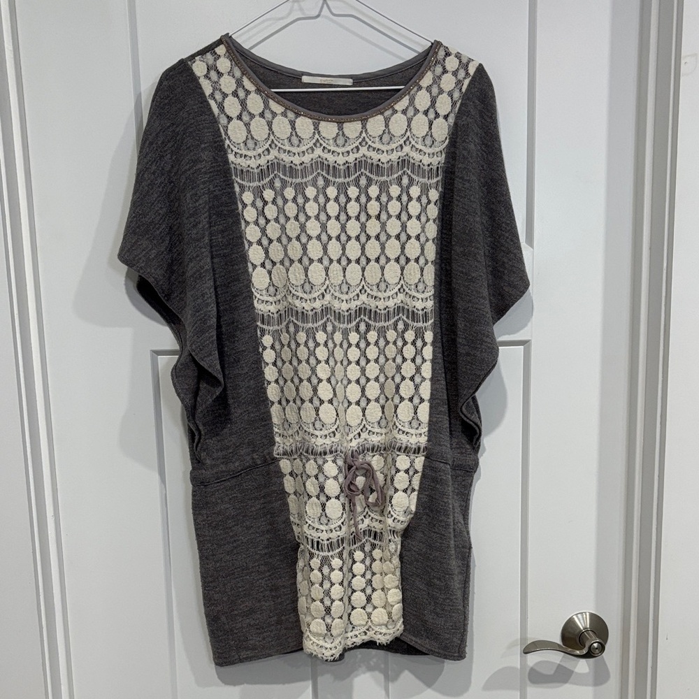 Pullover Top with Lace-Front - Gray/Cream